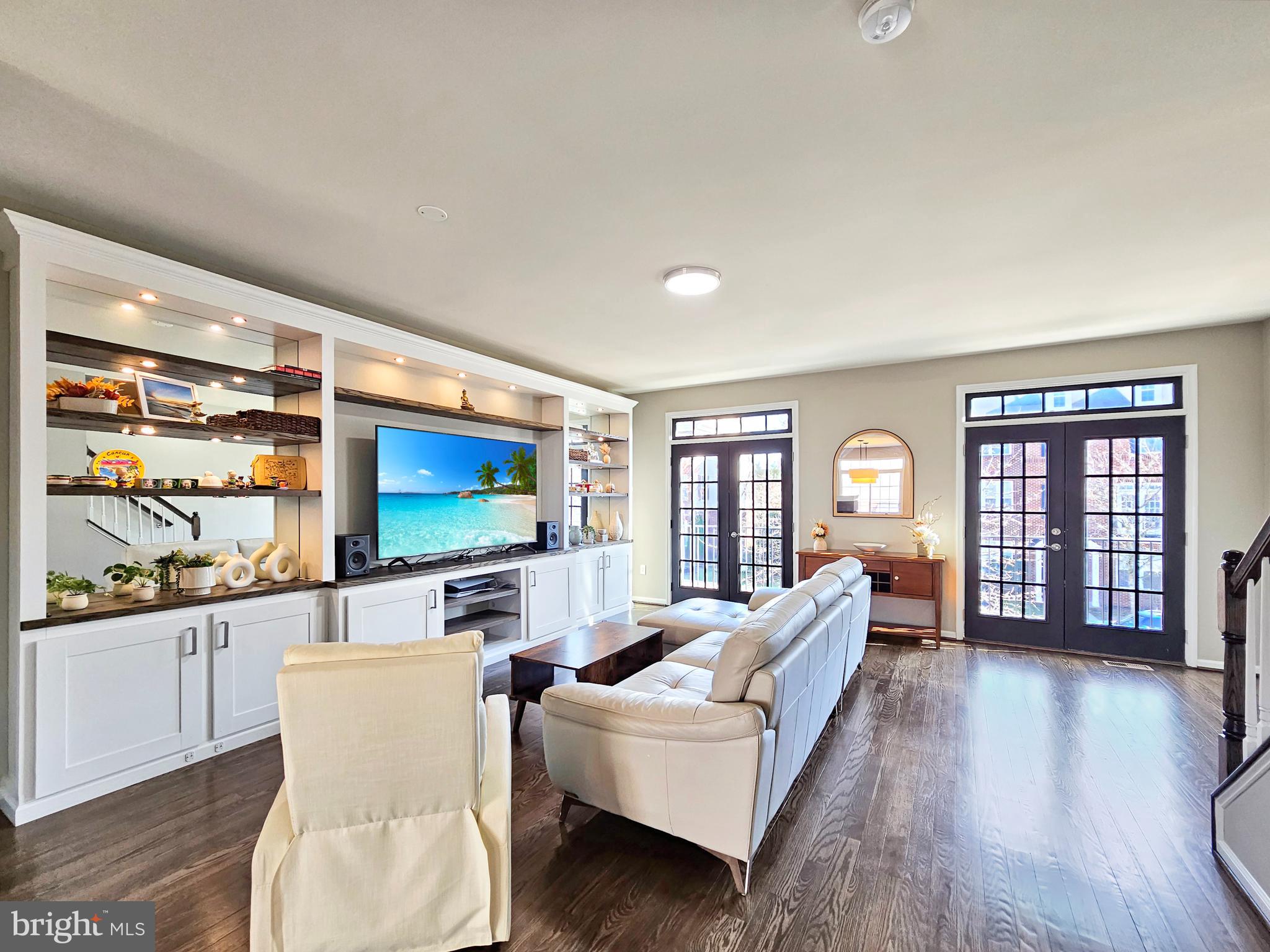 42770 Hay Road Ashburn, VA 20147 - Photo 7 of 23