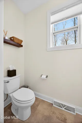 $699,900 | 48 Timber Creek Drive, Ballston, NY 12019