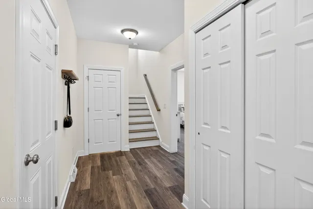 $699,900 | 48 Timber Creek Drive, Ballston, NY 12019