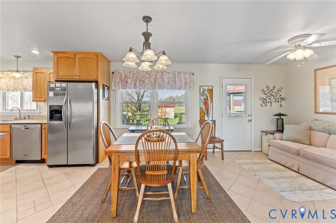 426 Lara Road Lancaster, VA 22503 - Photo 10 of 51