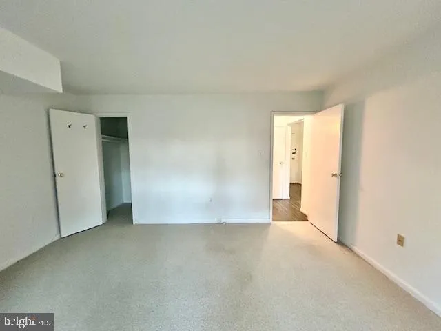 $2,000 | 10300 Westlake Drive, Unit S105, Bethesda, MD 20817