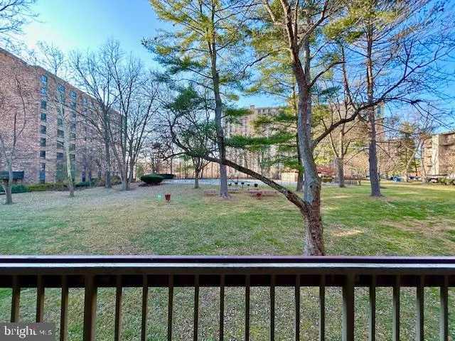 $2,000 | 10300 Westlake Drive, Unit S105, Bethesda, MD 20817