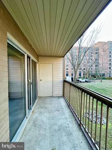 $2,000 | 10300 Westlake Drive, Unit S105, Bethesda, MD 20817
