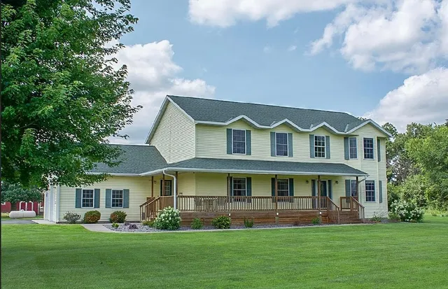 $724,900 | 11688 40th Street, Bowlus, MN 56314