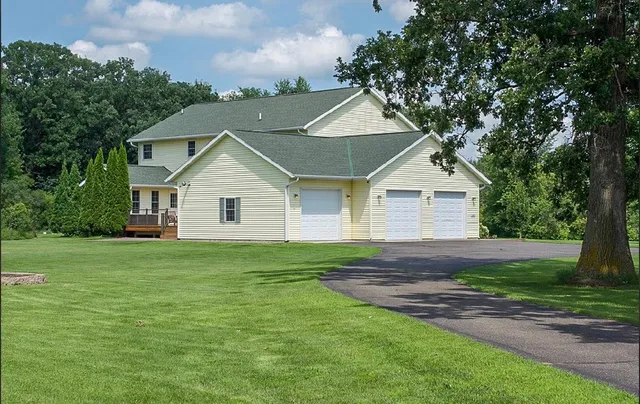 $724,900 | 11688 40th Street, Bowlus, MN 56314