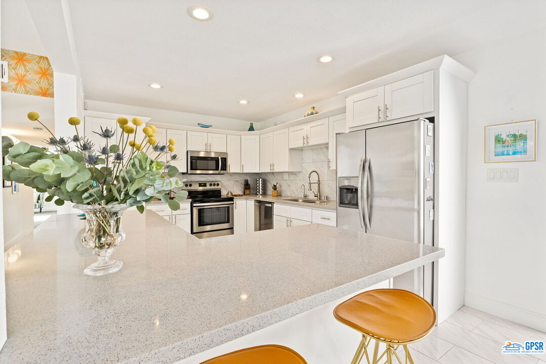 1840 Sandcliff Road Palm Springs, CA 92264 - Photo 21 of 52 Gallery Image 21