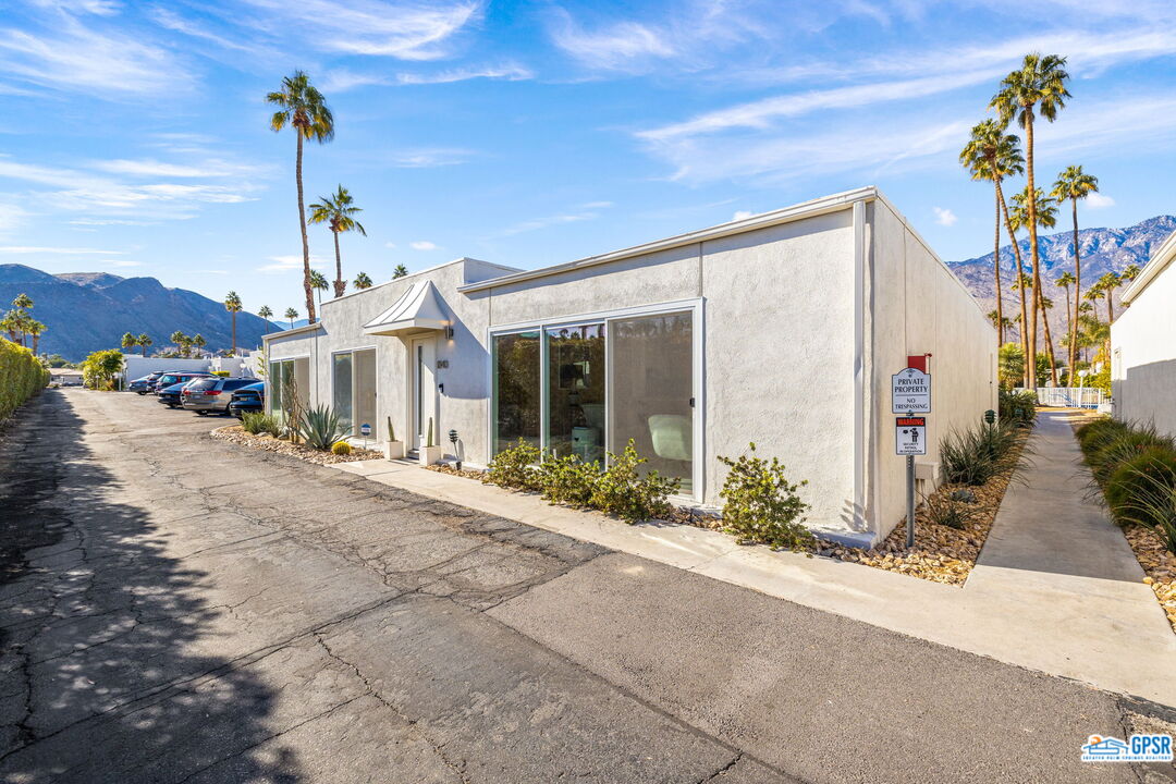 1840 Sandcliff Road Palm Springs, CA 92264 - Photo 47 of 52 Gallery Image 47