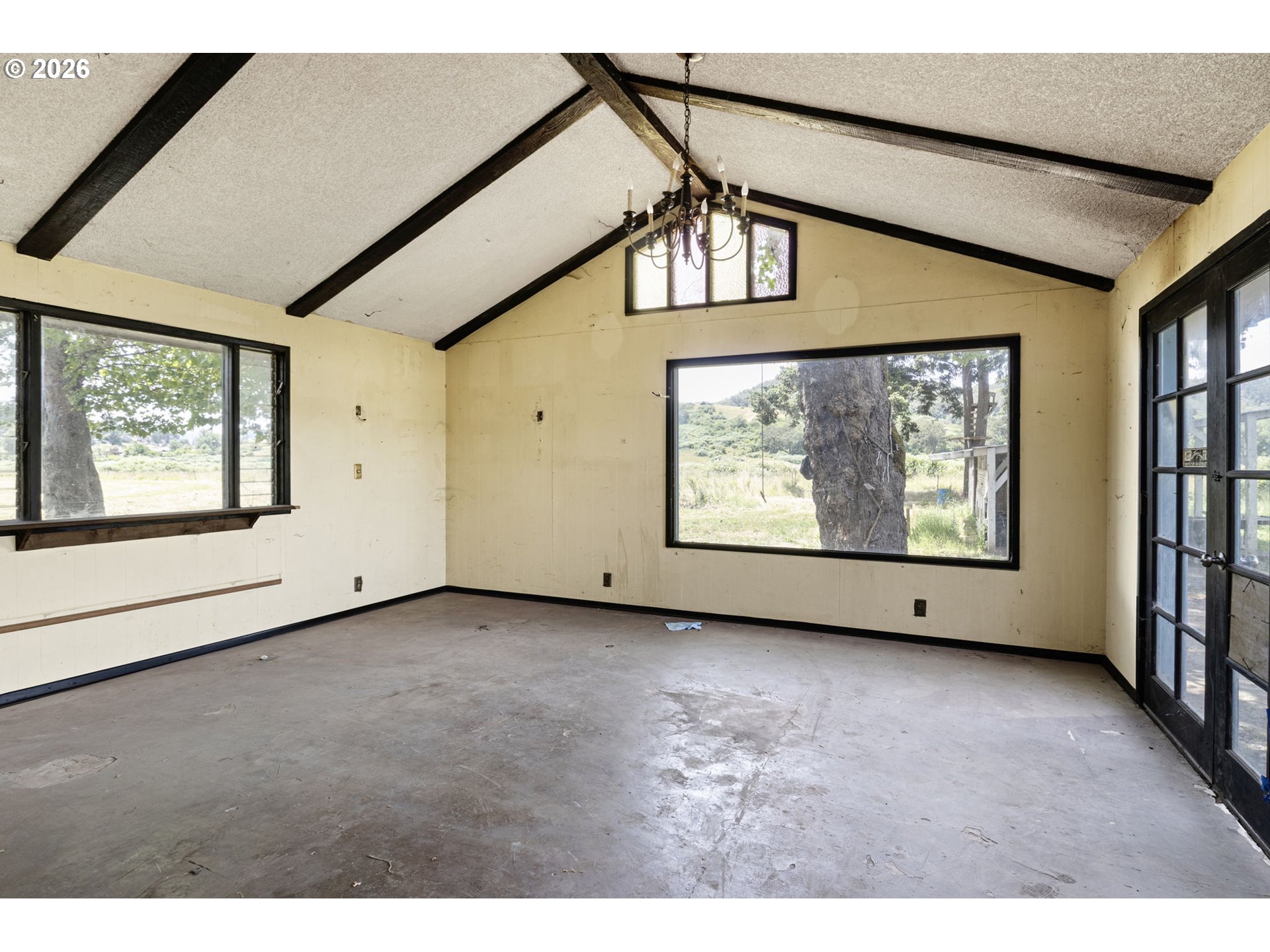 308 Helweg Road Winston, OR 97496 - Photo 14 of 48 Gallery Image 14