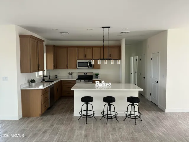 $425,000 | 37164 Encinas Lane, Tonopah, AZ 85354