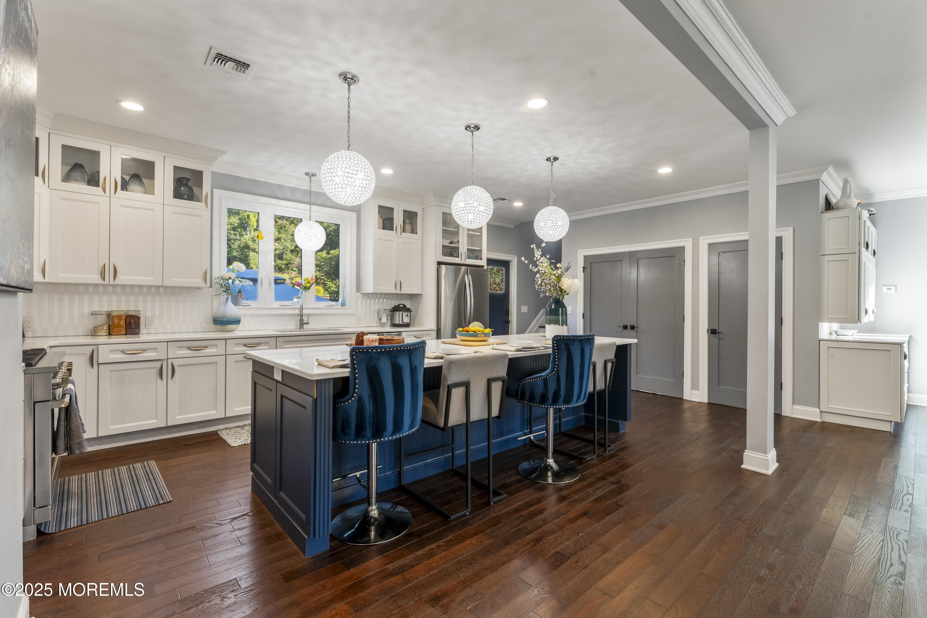 830-832 Holmdel Road Holmdel, NJ 07733 - Photo 16 of 45 19