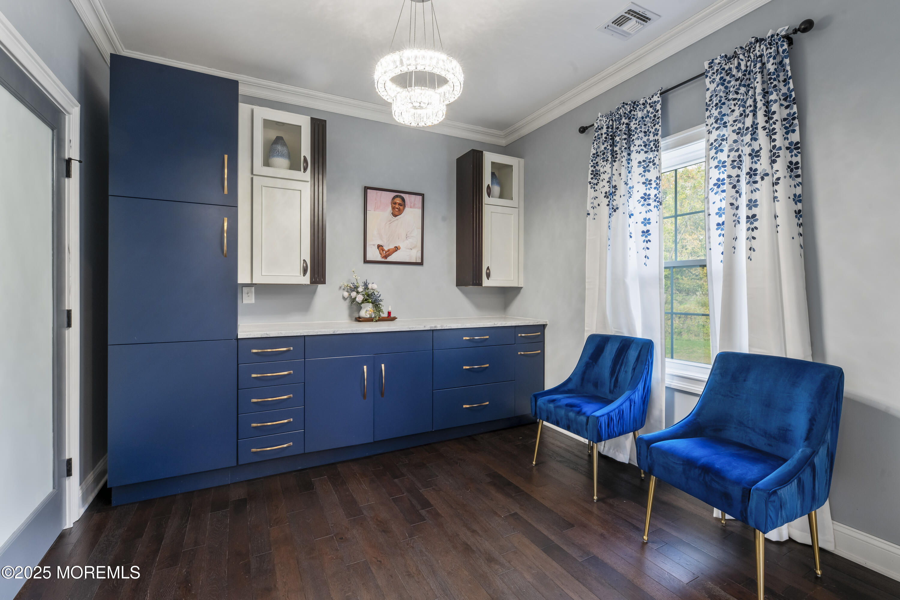 830-832 Holmdel Road Holmdel, NJ 07733 - Photo 32 of 45 33