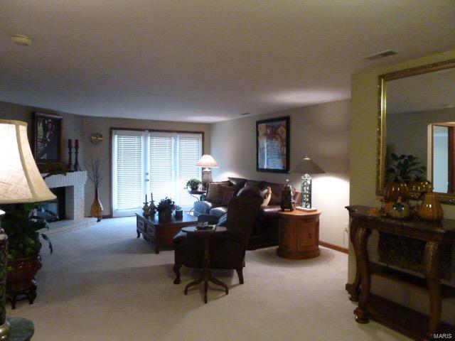 1724 Ridgeview Cir Drive Ballwin, MO 63021 - Photo 15 of 17 Gallery Image 15