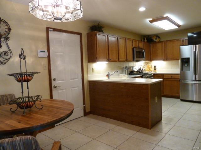 1724 Ridgeview Cir Drive Ballwin, MO 63021 - Photo 5 of 17 Gallery Image 5
