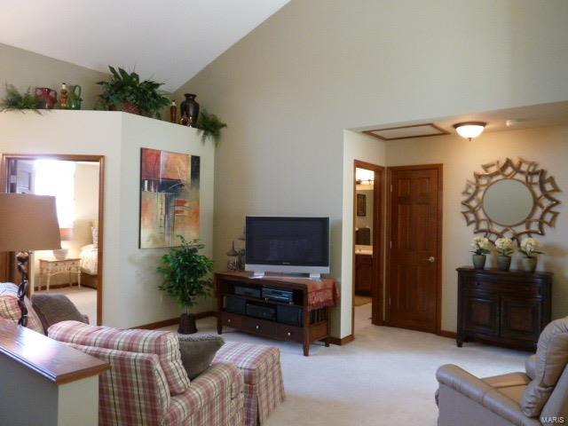 1724 Ridgeview Cir Drive Ballwin, MO 63021 - Photo 8 of 17 Gallery Image 8