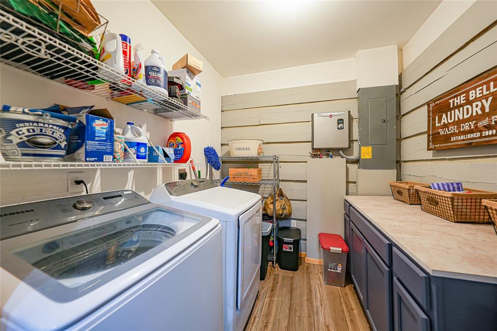 9796 Southwest Southern Dreams Road Arcadia, FL 34269 - Photo 37 of 72 a utility room with dryer and washer