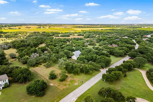 $749,900 | 355 Winding Trail, Crawford, TX 76638