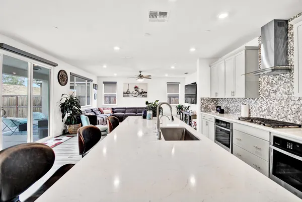$728,000 | 3843 Stanwick Avenue, Sacramento, CA 95835