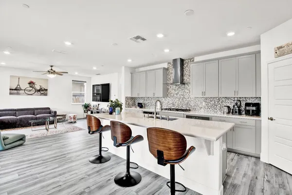 $728,000 | 3843 Stanwick Avenue, Sacramento, CA 95835