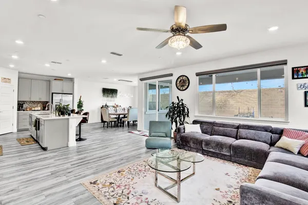 $728,000 | 3843 Stanwick Avenue, Sacramento, CA 95835
