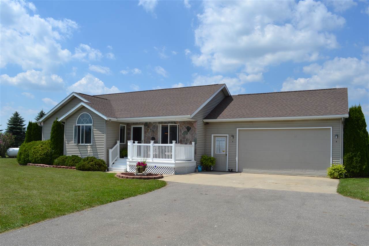 6840 South Summerton Road Shepherd, MI 48883 - Photo 42 of 44 1836471-41.JPG