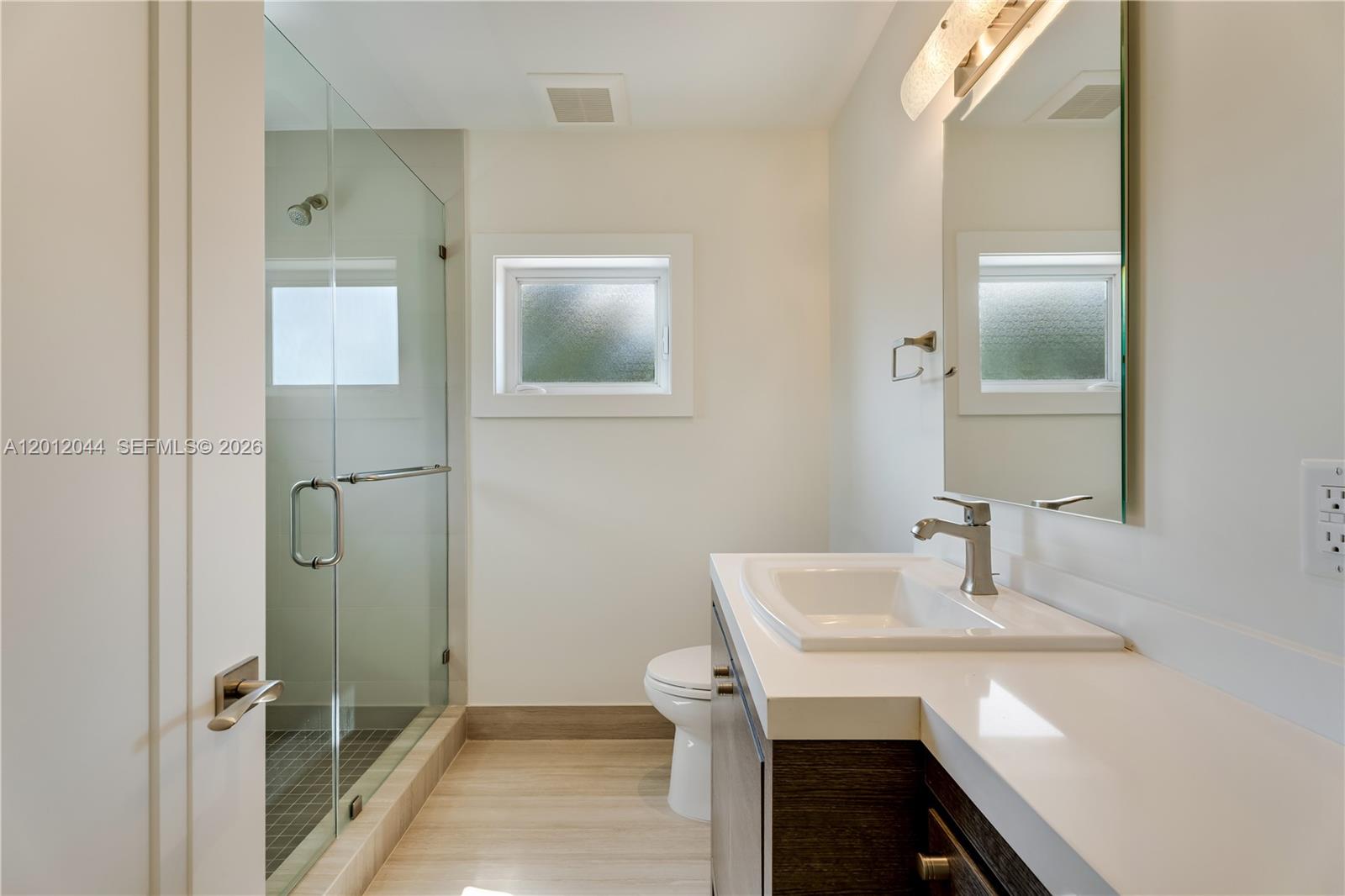 449 Miller Road Coral Gables, FL 33146 - Photo 33 of 70 Second en-suite bathroom