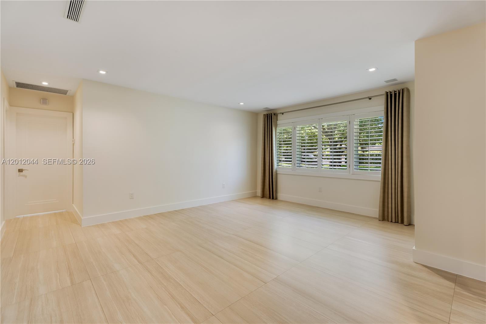449 Miller Road Coral Gables, FL 33146 - Photo 4 of 70