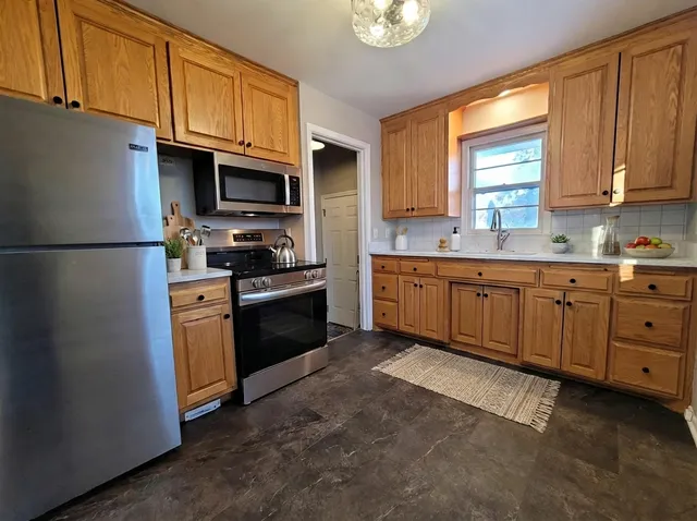 $309,900 | 8911 Greystone Avenue South, Cottage Grove, MN 55016