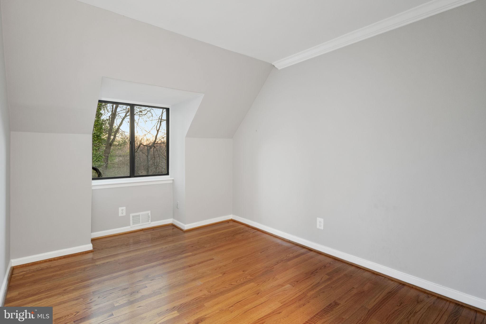 1518 Scandia Circle Reston, VA 20190 - Photo 29 of 40