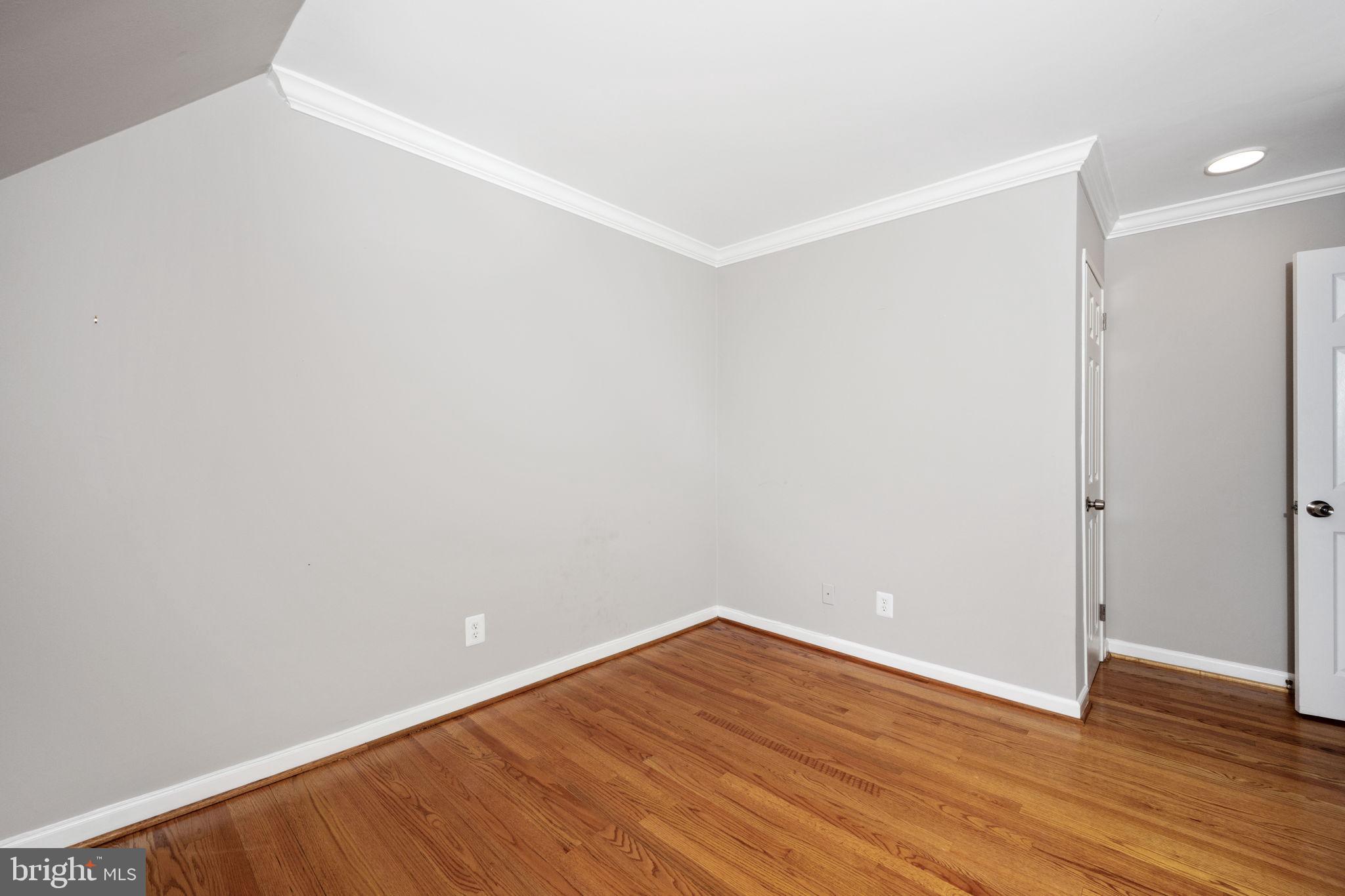 1518 Scandia Circle Reston, VA 20190 - Photo 30 of 40