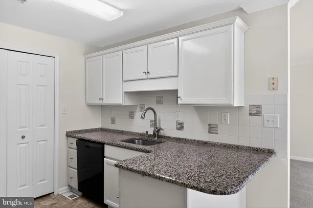 $379,900 | 104 Paoli Pointe Drive, Unit 104G, Paoli, PA 19301