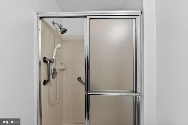 $379,900 | 104 Paoli Pointe Drive, Unit 104G, Paoli, PA 19301