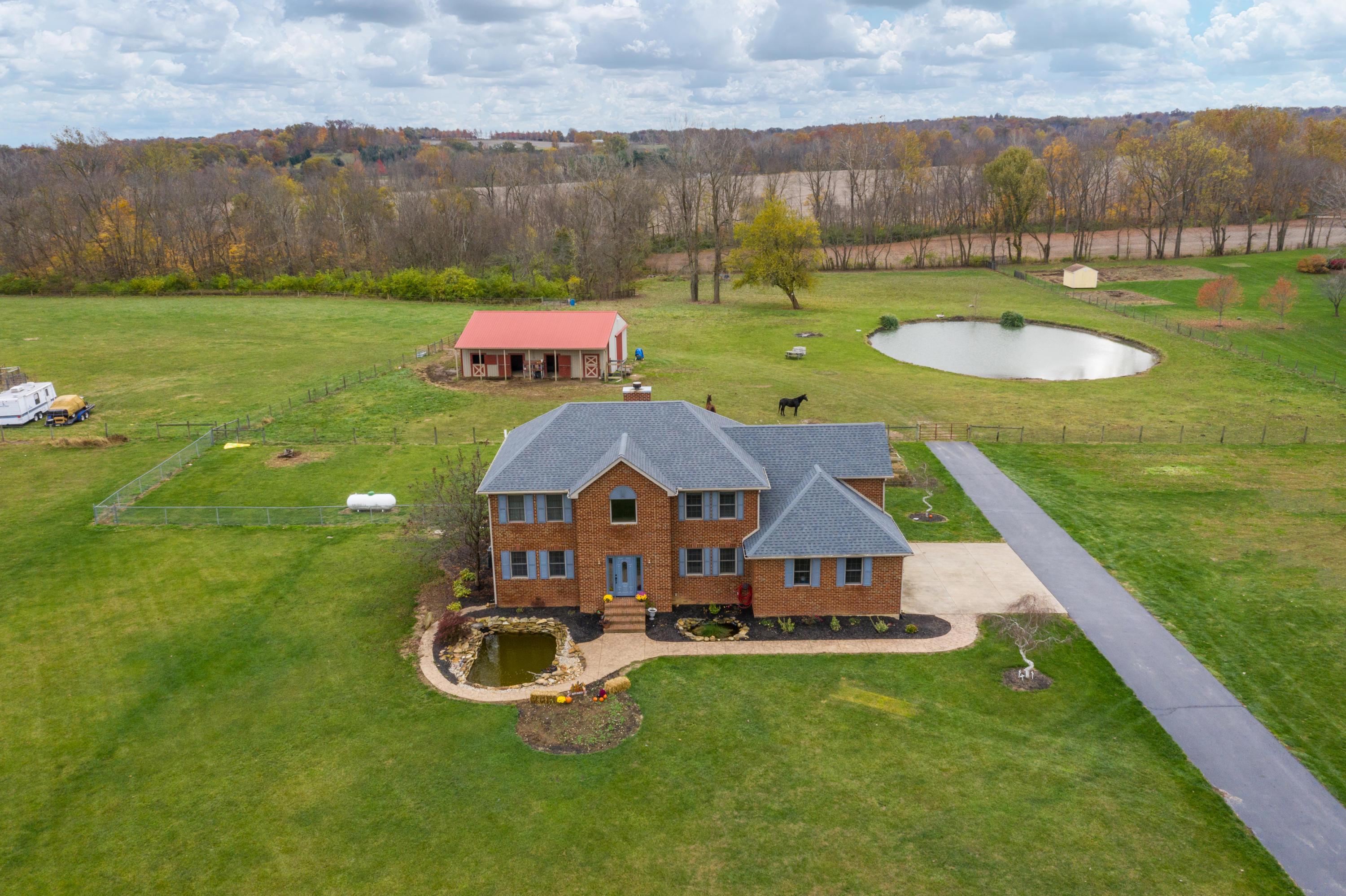 8745 Bowman Road Southwest Amanda, OH 43102 - Photo 5 of 57