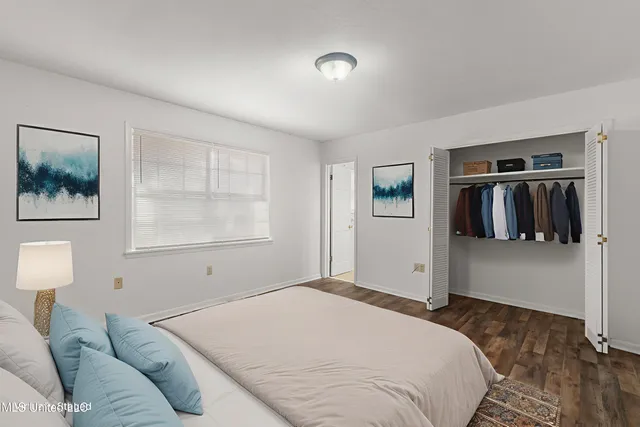 $194,500 | 301 West Ray Drive, Hattiesburg, MS 39402