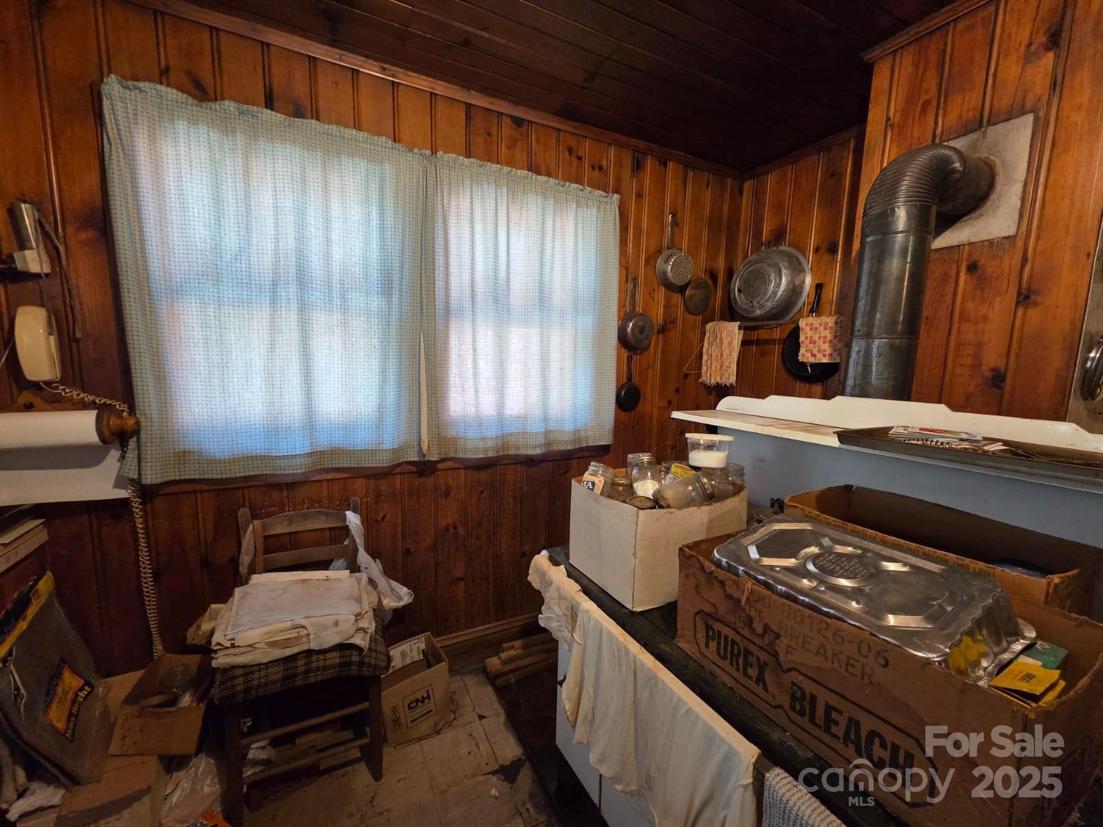 4992 Leger Road Connelly Springs, NC 28612 - Photo 26 of 40 a room with furniture and a window