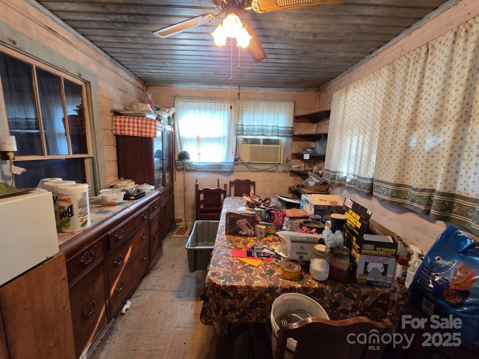 4992 Leger Road Connelly Springs, NC 28612 - Photo 33 of 40 a room with musical instruments
