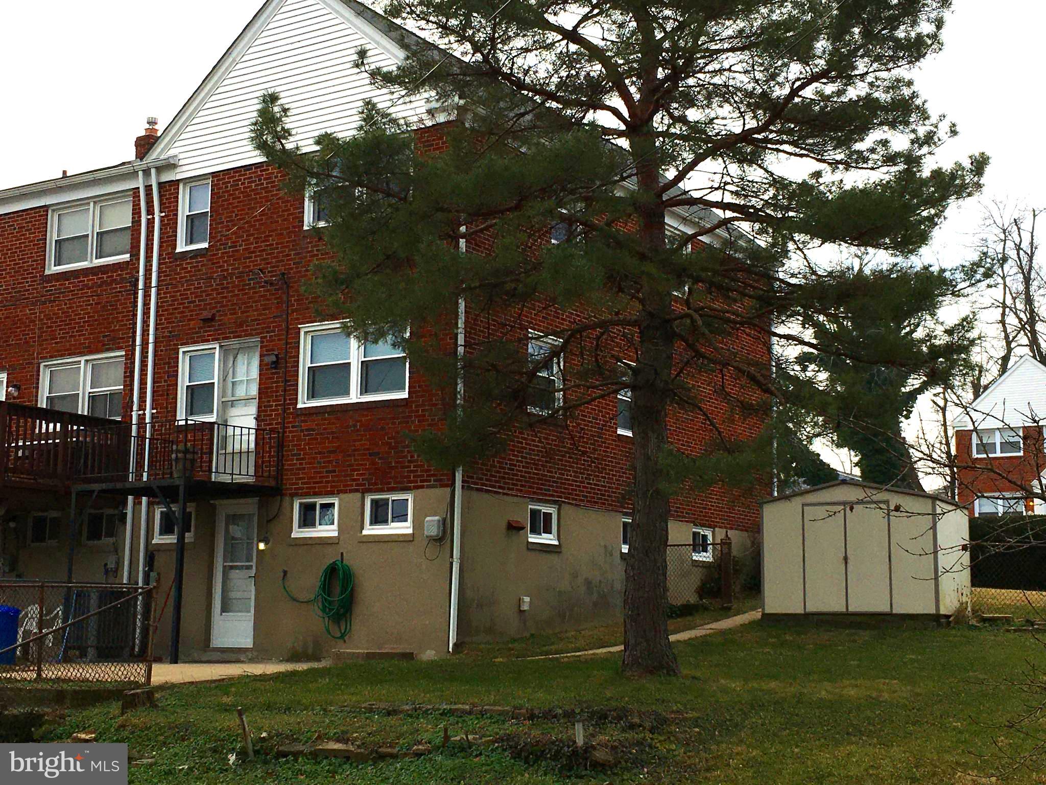1213 Newfield Road Baltimore, MD 21207 - Photo 3 of 9