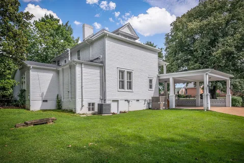 $575,000 | 105 North Church Street, Sparta, TN 38583