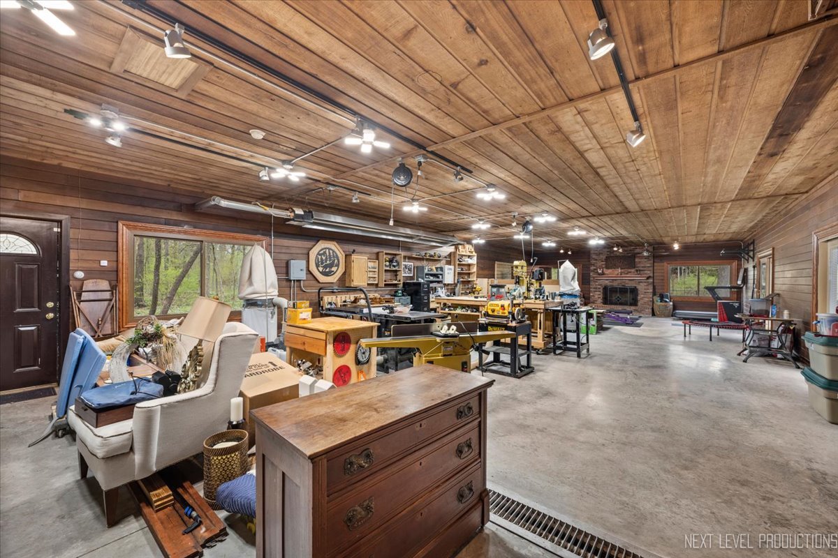 6N381 Old Homestead Road St. Charles, IL 60175 - Photo 31 of 50 Gallery Image 31