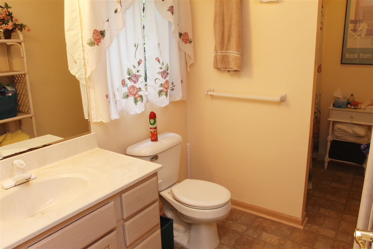 9916 North Long Lake Road Traverse City, MI 49685 - Photo 31 of 50 1834597-30.JPG