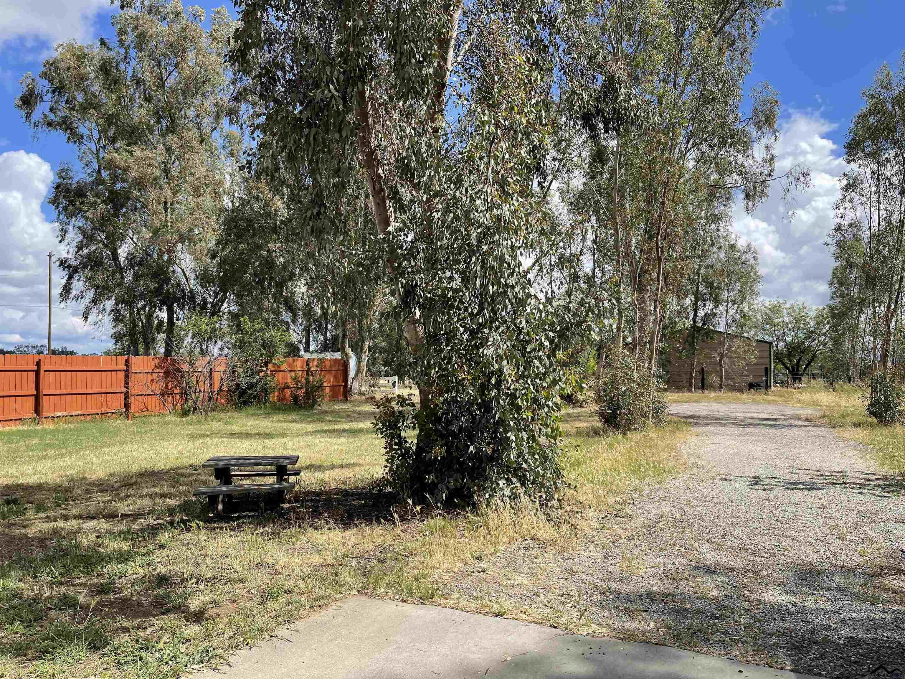 21725 Hatfield Road Red Bluff, CA 96080 - Photo 5 of 26