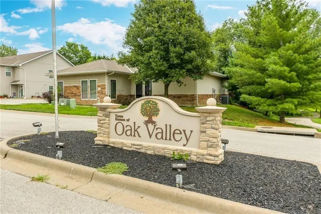 $225,000 | 13719 Post Oak Lane, Platte City, MO 64079