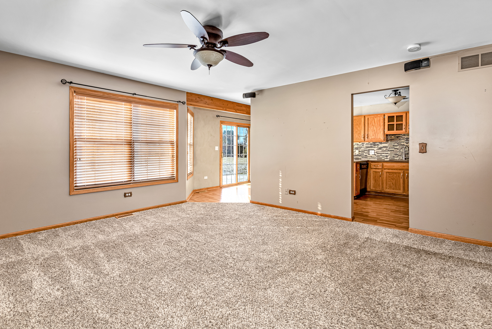 3282 Ridgefield Court Joliet, IL 60435 - Photo 6 of 29