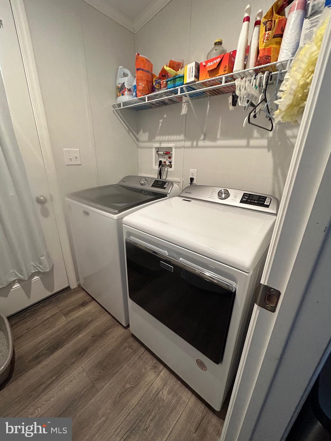 18 Jade Drive Lititz, PA 17543 - Photo 25 of 39 a utility room with dryer and washer