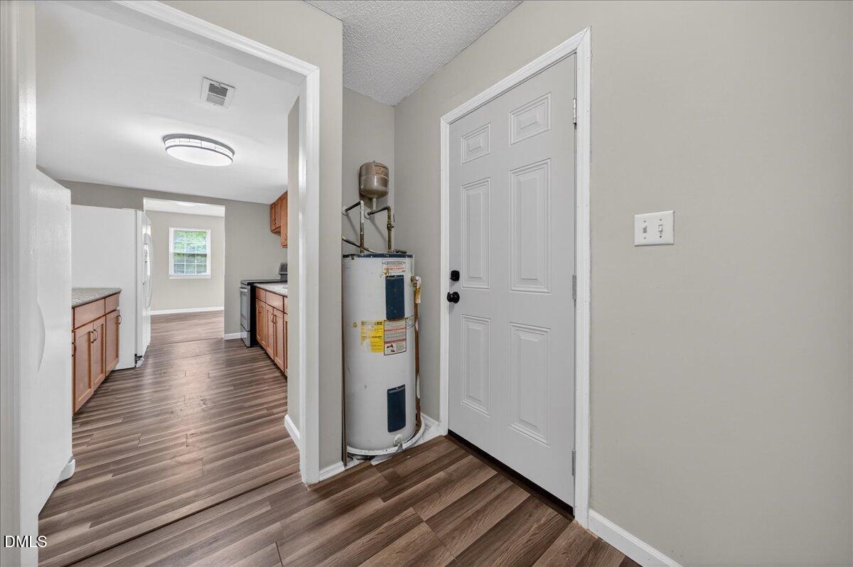 5316 Fayetteville Road Durham, NC 27713 - Photo 19 of 41 31-5316FayettevilleRd_031