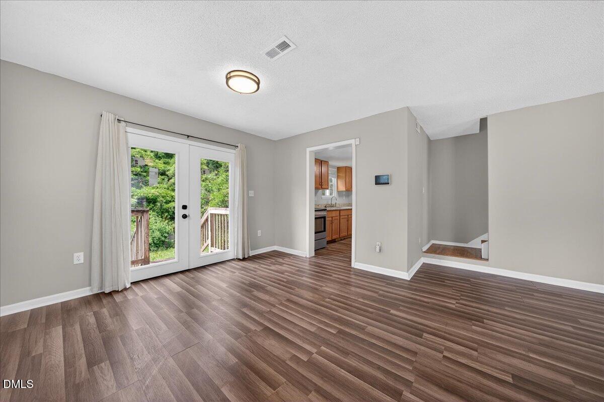 5316 Fayetteville Road Durham, NC 27713 - Photo 9 of 41 20-5316FayettevilleRd_020