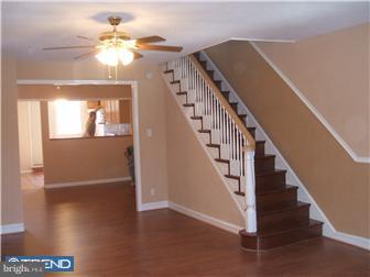 7533 Briar Road Philadelphia, PA 19138 - Photo 4 of 12 Gallery Image 4