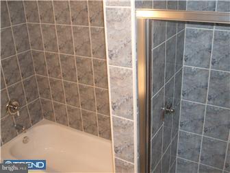 7533 Briar Road Philadelphia, PA 19138 - Photo 8 of 12 Gallery Image 8