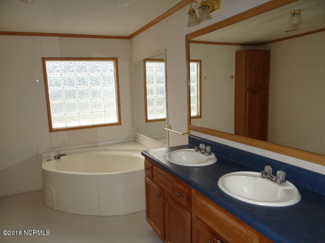 7529 Wiggins Mill Road Lucama, NC 27851 - Photo 7 of 12 7539 Wiggins Mill Bathroom Master Bath