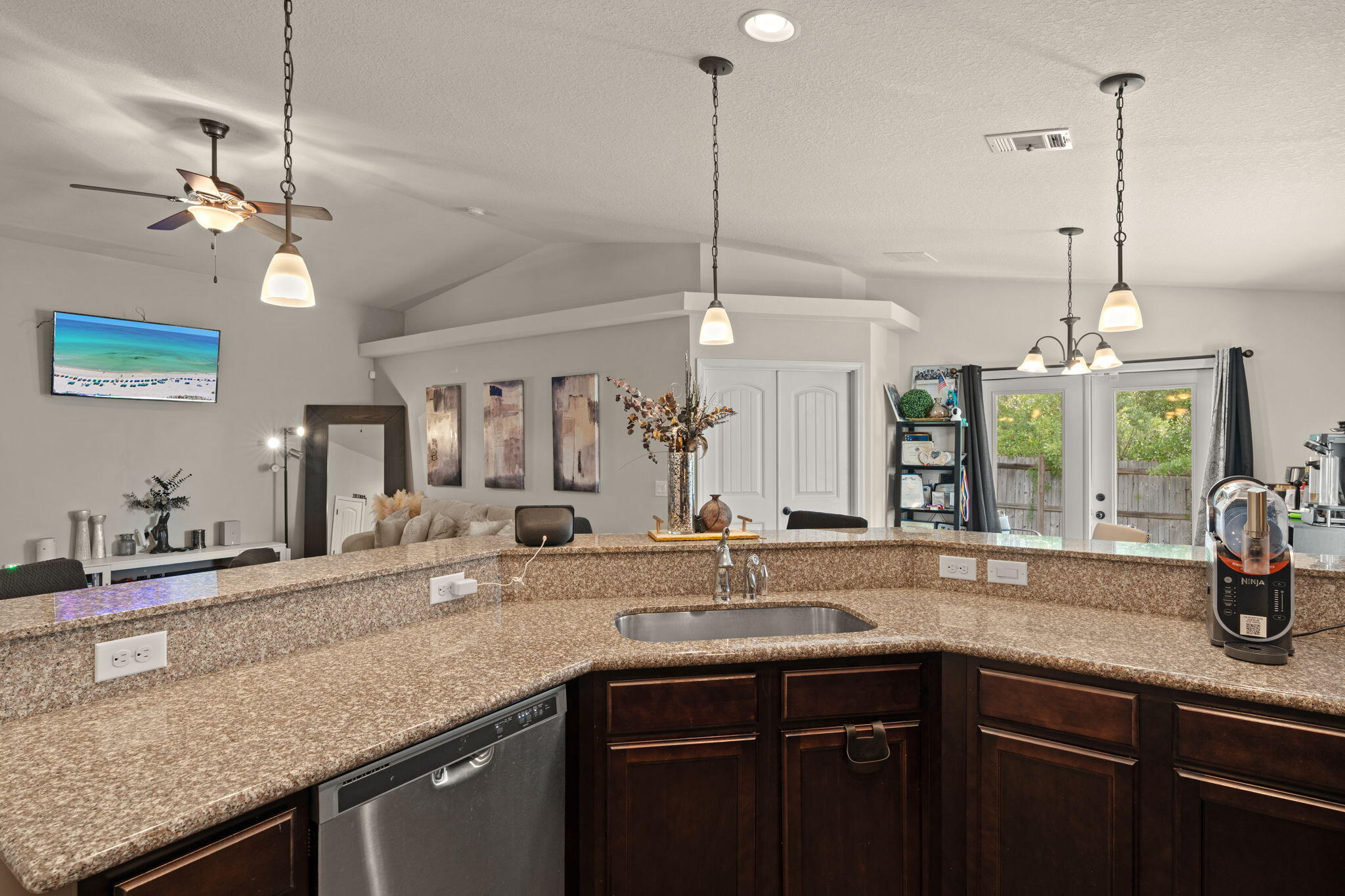 124 Lillian Way Crestview, FL 32536 - Photo 14 of 31 Kitchen Area
