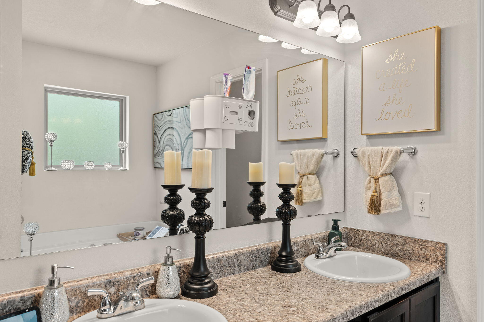 124 Lillian Way Crestview, FL 32536 - Photo 22 of 31 Master Bathroom